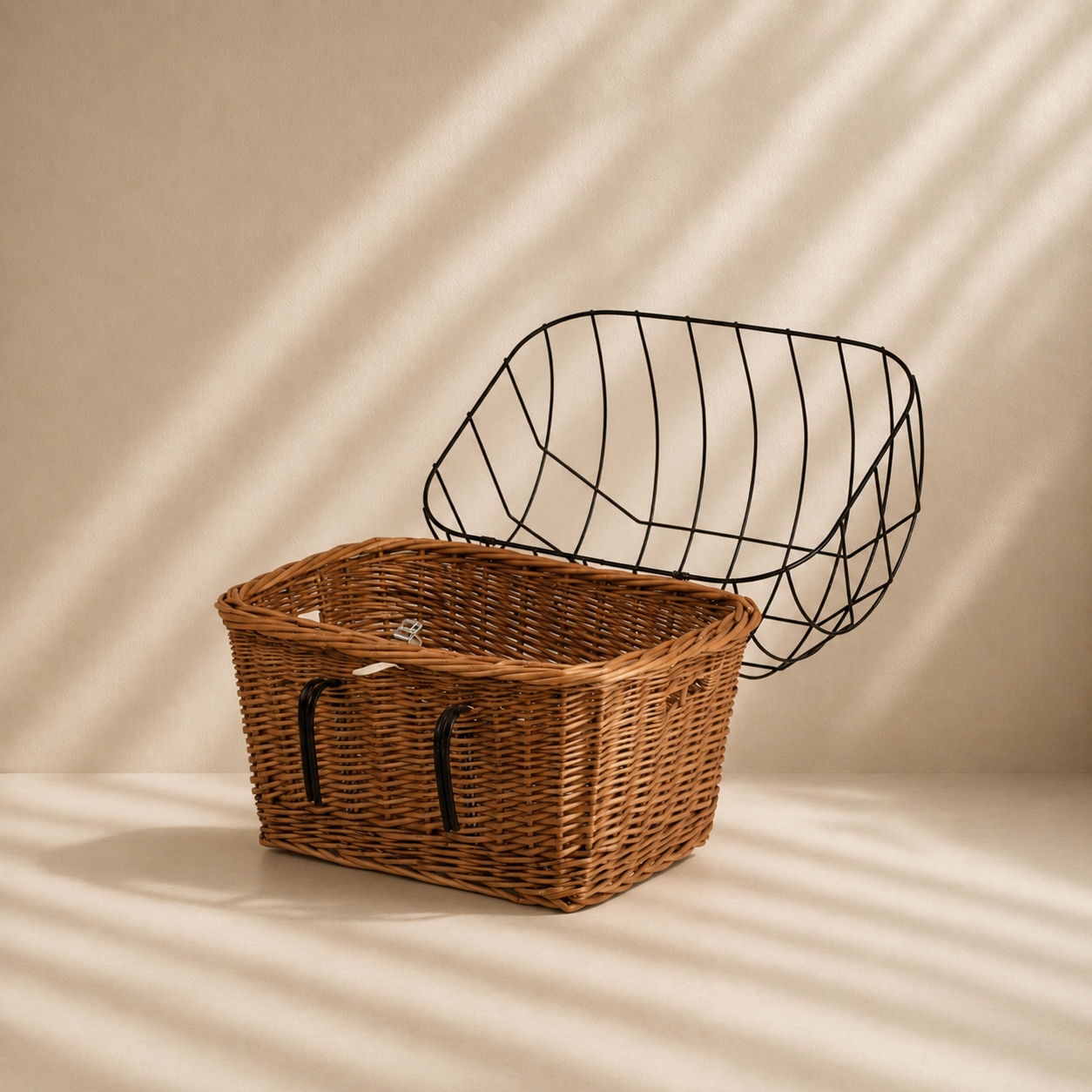Cesta Ciclista de Mimbre Natural para Mascotas