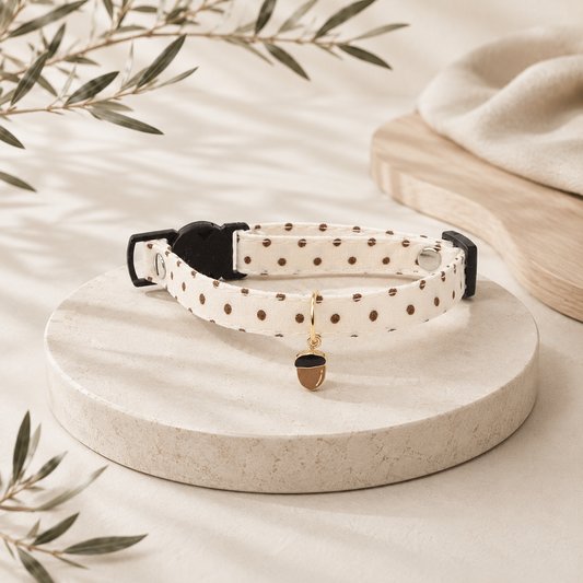Adjustable Cat Collar with Carrot Charm